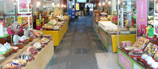 Yeommae Market (Deoksan) Tteokjeon (Rice Cake) Street 이미지(3)